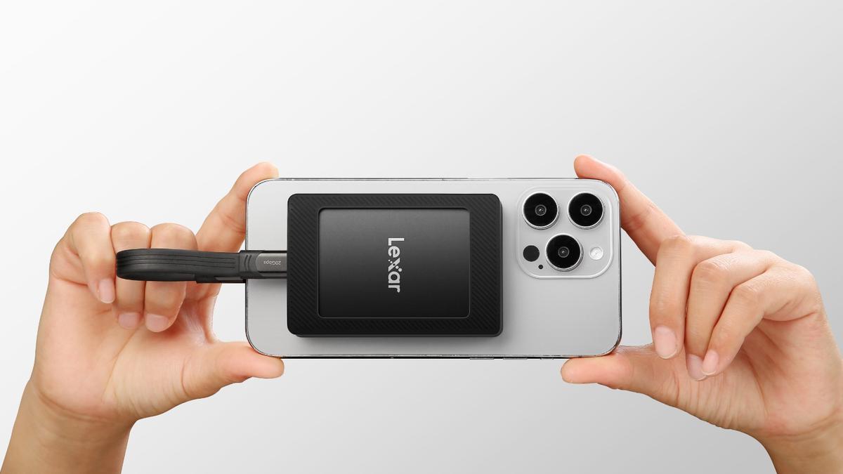 Lexar SL500: The Fastest, Thinnest Portable SSD for Creators and Gamers!