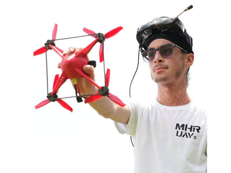 Teenager Breaks World Record with Fastest Drone Ascent!
