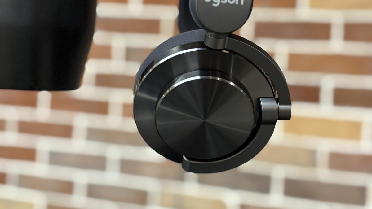 Dyson OnTrac Headphones Review: A Premium Audio Experience