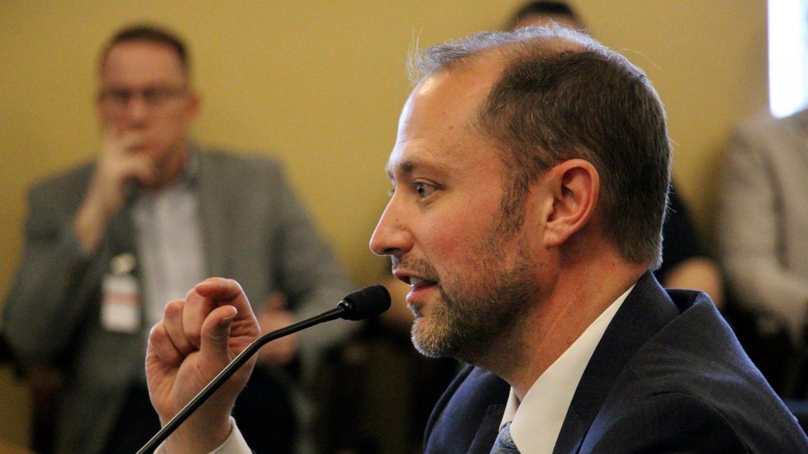 Utah's Controversial Move to Restrict Public Sector Unions